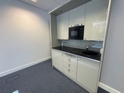 Suite 7, Station Court, 2 Station Court &mdash; photograph 4