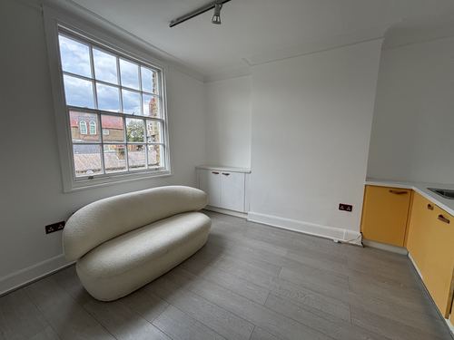 First & Second Floor Premises, 416 Kings Road, London &mdash; photograph 3